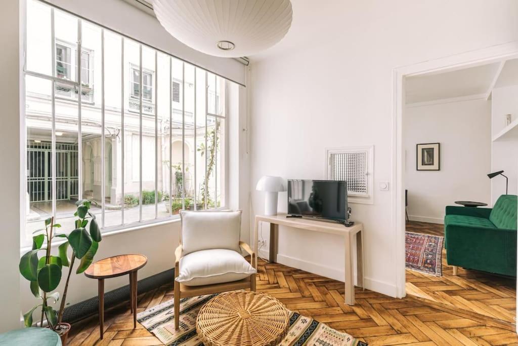 Bright In The 10arr. - 4 People Appartement *