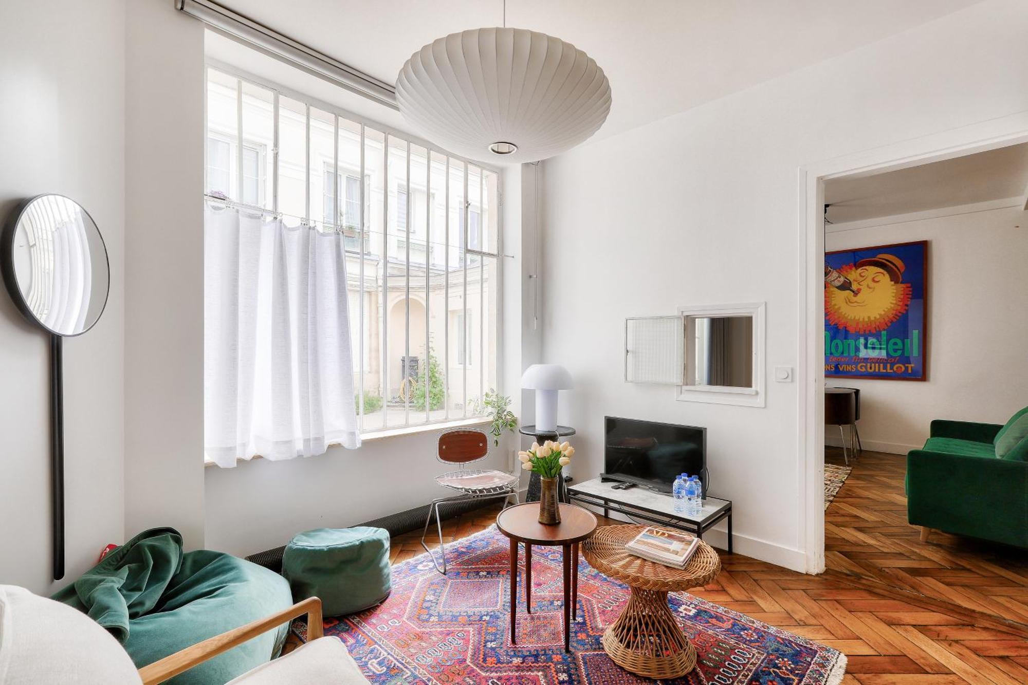 Appartement Bright In The 10arr. - 4 People *